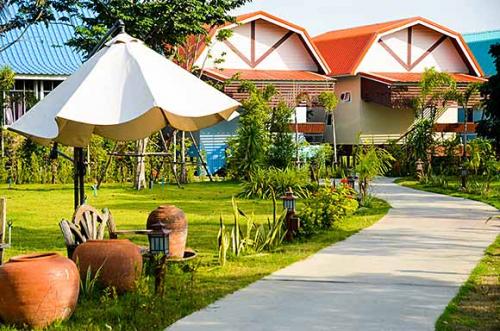 บ้านตอไม้รีสอร์ท